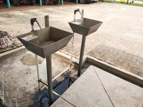 custom-made sink for outdoor use