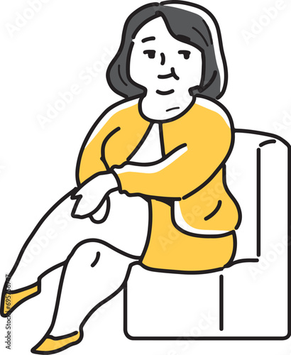 ポーズを決めるぽっちゃりした中年女性