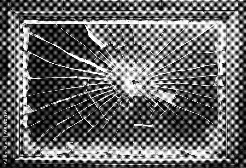 Halftone cracked glass window with a transparent background Stock ...