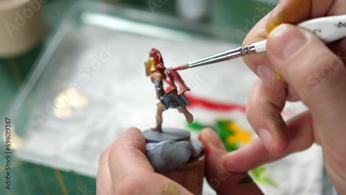 painting minis, miniatures for rpg game, roman soldier figurine