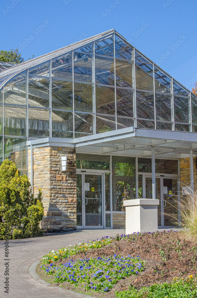 conservatory at botanical gardens