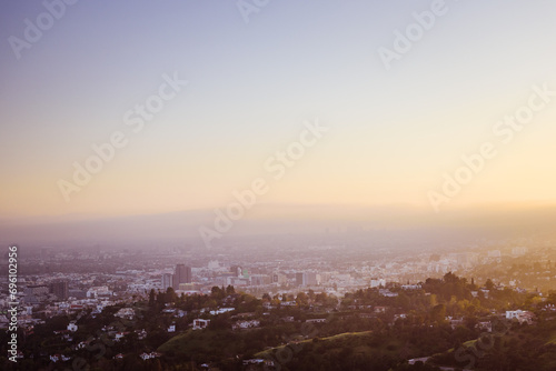 Summer sunset over Los Angeles © Vladyslav