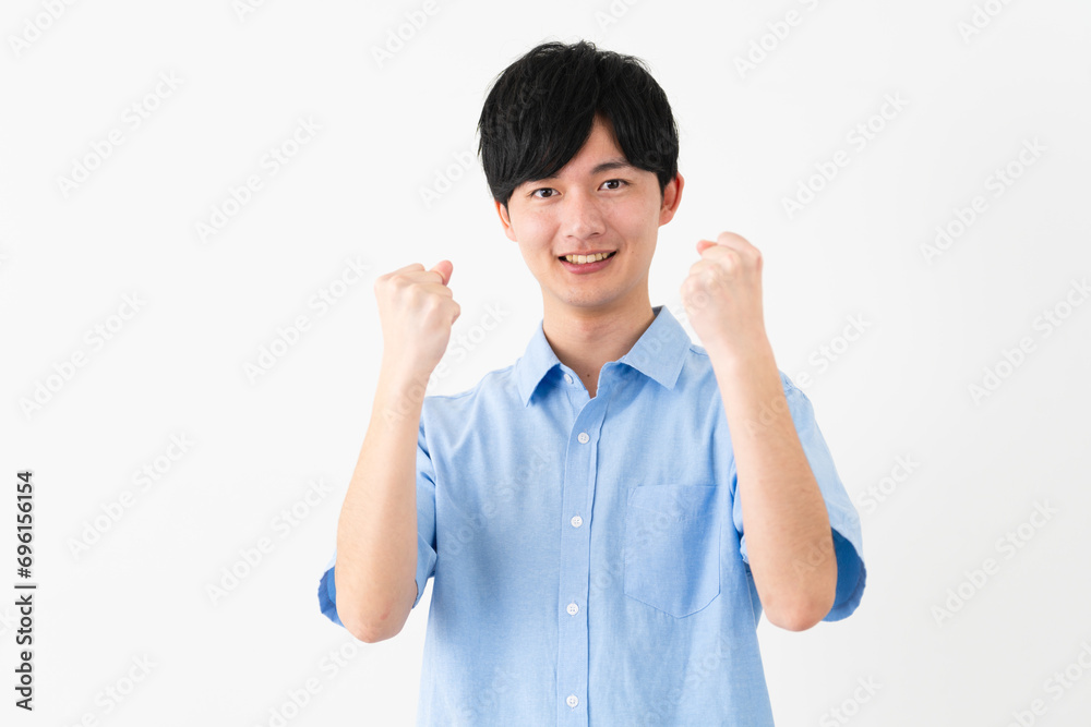 私服姿の若い男性 ライフスタイルイメージ 私服姿の若い男性 ライフスタイルイメージ