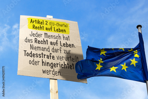 Aus dem Charta der Grundrechte der EU, Recht auf Leben photo