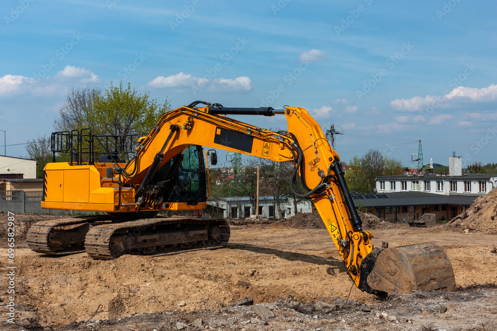Big excavator in the construction industry. Construction equipment. Big excavator in the construction industry. Construction equipment.