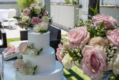 Elegant Wedding Cake