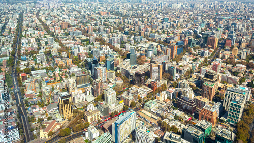 vista aérea da cidade de Santiago do Chile bairro providencia  photo