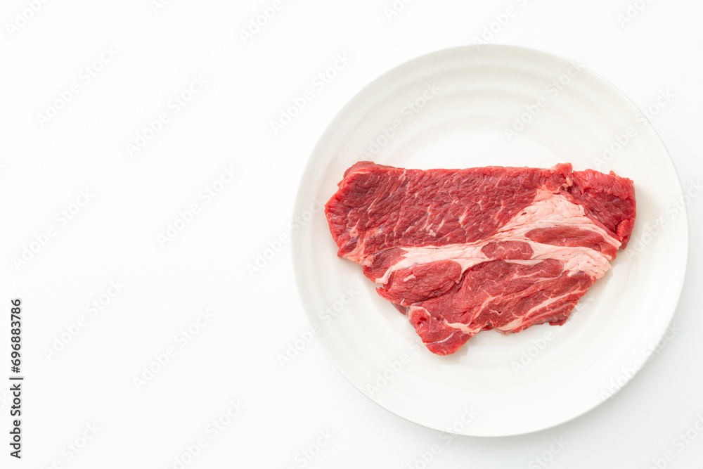 白背景にステーキ肉 白背景にステーキ肉