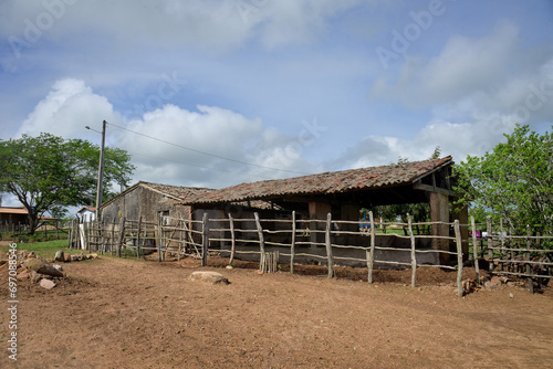 rural house, old house in the countryside, abandoned house in the field, old abandoned farm house, old farm house, old abandoned house, country house, sunny day, northeast, Brazil   © liligluck