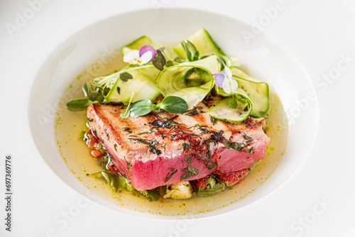 tuna with vegetables and sauce