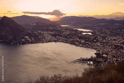 Veduta di Lugano dal Monte Brè