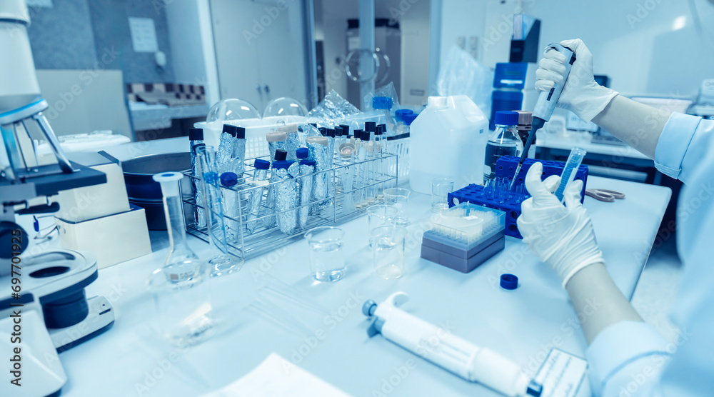 Chemists mixed up chemical to find antiretroviral drugs at the lab,Experiment to detect virus was found in the blood,Developers of potential medicines and vaccines against COVID-19 Chemists mixed up chemical to find antiretroviral drugs at the lab,Experiment to detect virus was found in the blood,Developers of potential medicines and vaccines against COVID-19