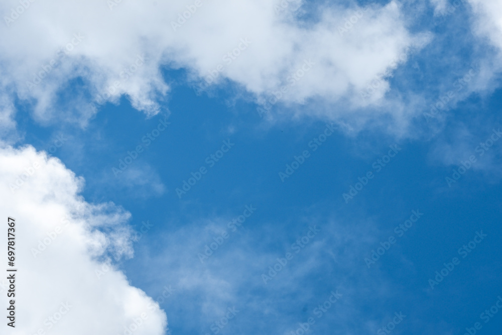 Obraz premium blue sky with clouds