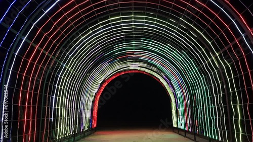 Túnel de luz.  photo