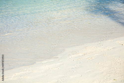 白い砂浜 white sand beach