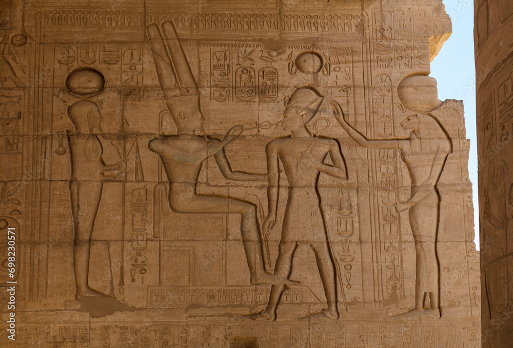 Fototapeta premium Egypt Luxor. Ramesseo Temple on a sunny autumn day