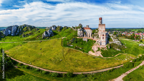 Szlak Orlich Gniazd -zamek w Olsztynie koło Częstochowy