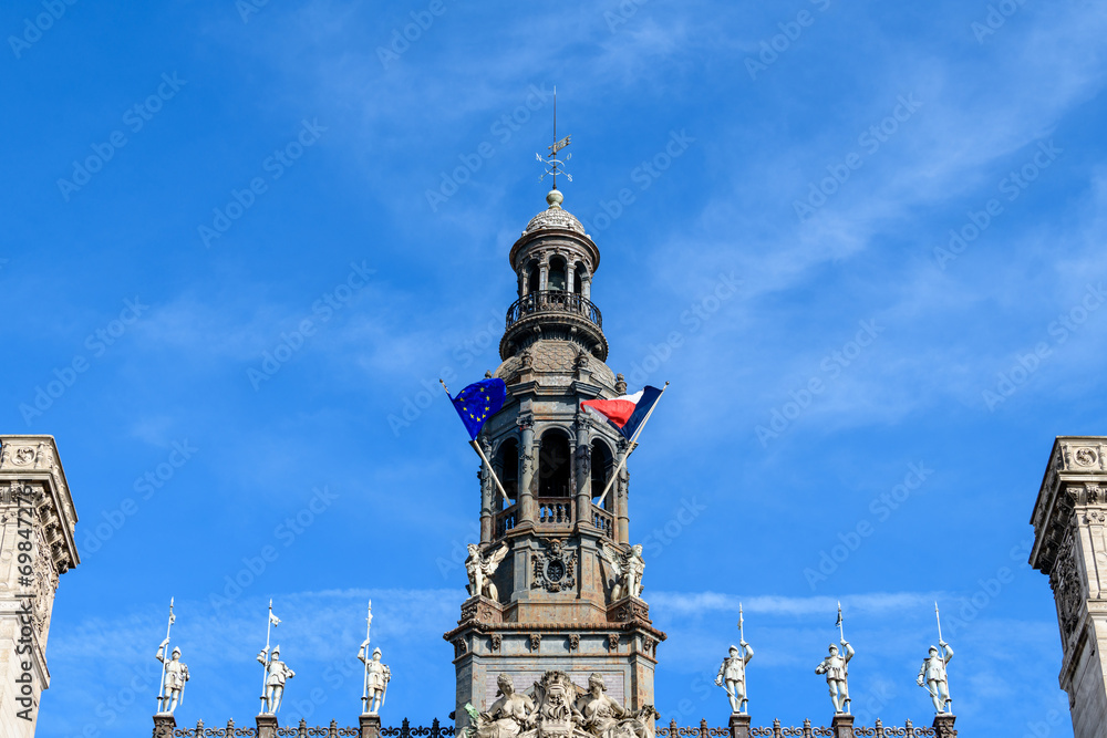 Naklejka premium The town hall , in Europe, in France, in Ile de France, in Paris, Along the Seine, in summer, on a sunny day.