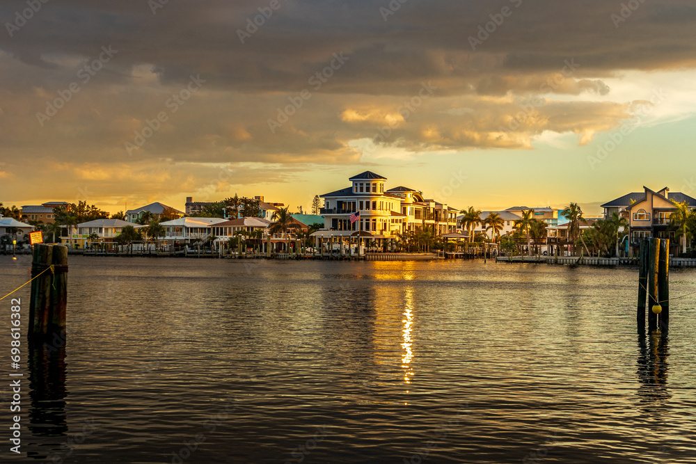Sunset mit Blick von Bonita Bills  auf Ft. Myers Beach Florida 
