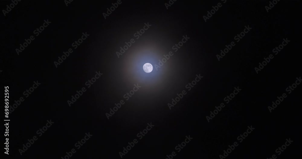 Astrovideography of lunar halo - a circular rainbow forming around the moon, real time shot speed Astrovideography of lunar halo - a circular rainbow forming around the moon, real time shot speed
