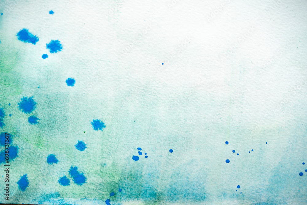 abstrakter Hintergrund in türkis mit blauen Farbspritzern und Sprenkeln, Aquarellfarbe