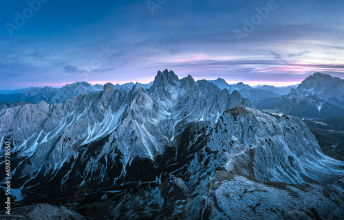 Obraz na płótnie Stunning sunset with colorful sky at Italian Dolomites. Impressive Cadini di Misurina mountain range in autumn colors.
w salonie