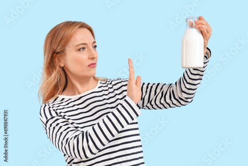 Mature woman rejecting bott...