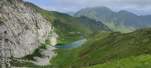 LAGO AVOSTANIS