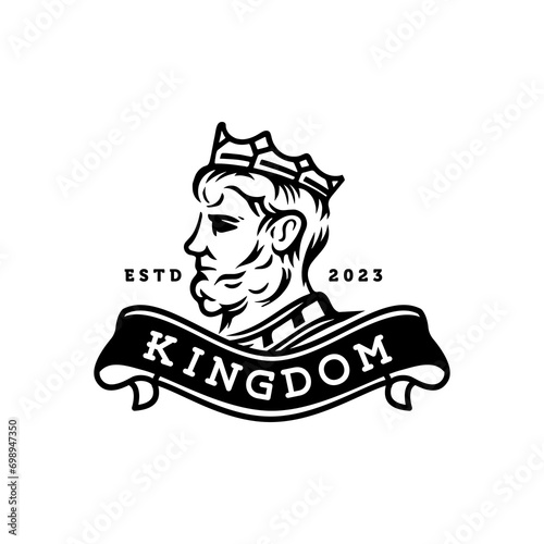 vintage king logo.  head wearing crown statue icon logo design Illustration vector in trendy minimal and simple line style. Ancient king emperor Figure Face Head Statue Sculpture.