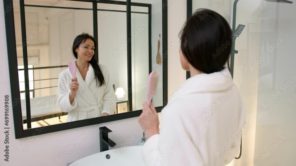 A beautiful woman walks from your room to the bedroom, singing into a hairbrush. She is in a good mood and radiates positive emotions. The apartment is styled in minimalism. RED V-RAPTOR 8K RAW. A beautiful woman walks from your room to the bedroom, singing into a hairbrush. She is in a good mood and radiates positive emotions. The apartment is styled in minimalism. RED V-RAPTOR 8K RAW.