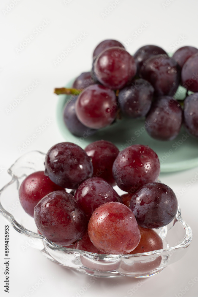 Fototapeta premium 秋の味覚 シャインマスカットとピオーネ