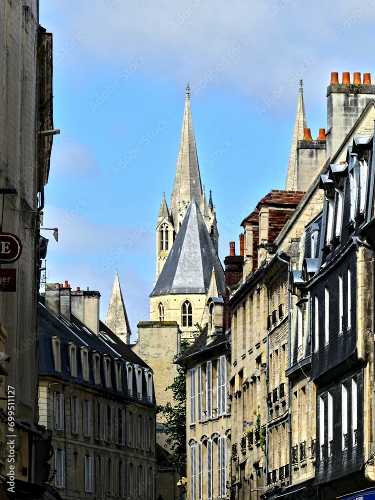 Obraz premium Caen, August 2023 - Visit the magnificent city of Caen, capital of Normandy. View of the city