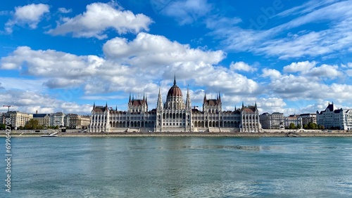Le Parlement de Budapest photo