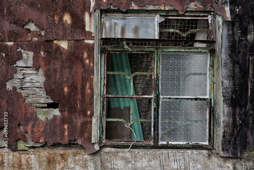 Metal Hut Ruin