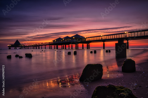 Fototapeta Naklejka Na Ścianę i Meble -  Seebrücke Heringsdorf bei Sonnenuntergang - Insel Usedom