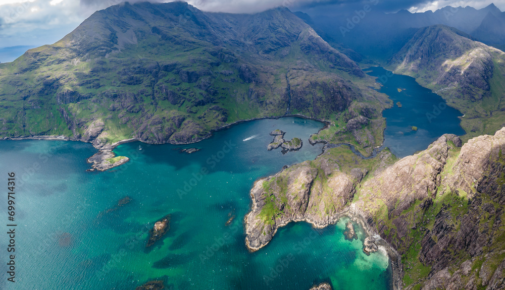 Fototapeta premium Views from Sgurr na stri peak in Skye island, Scotland
