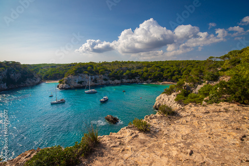 Fototapeta Naklejka Na Ścianę i Meble -  Letni urlop i wakacje na wyspie Menorca, krajobraz