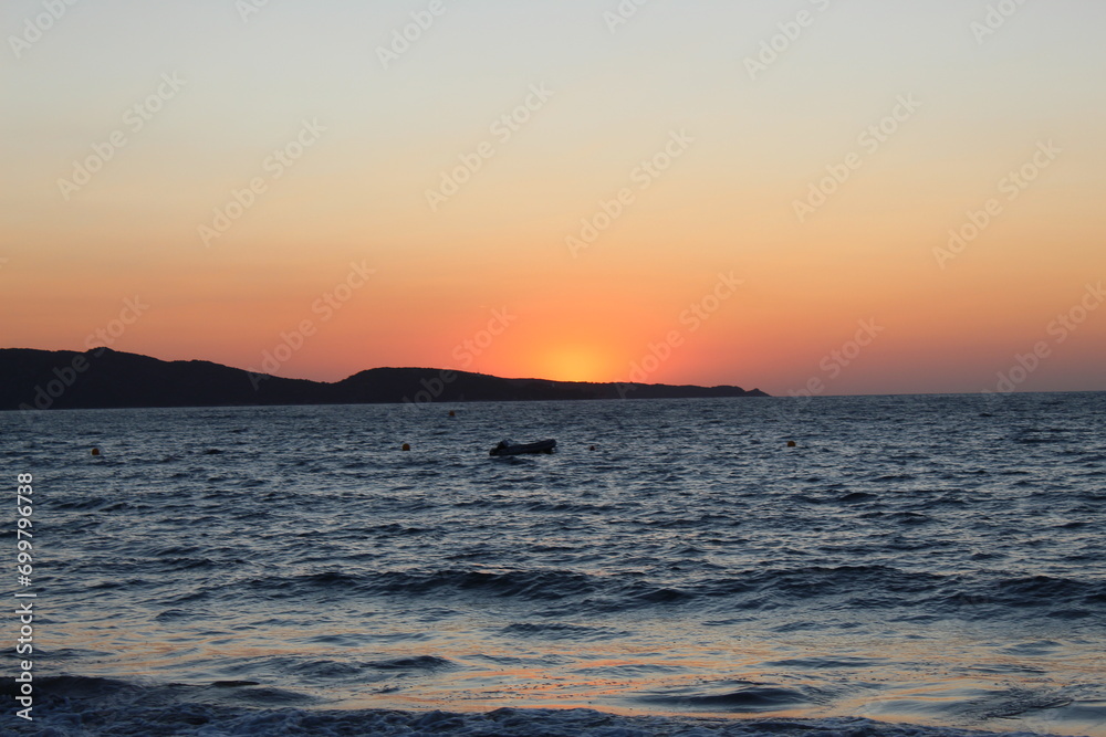 Photos de couchés de soleil en corse été 2023