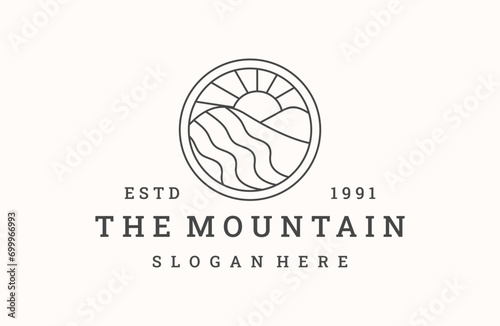 Wallpaper Mural Mountain logo vector icon illustration hipster vintage retro Torontodigital.ca