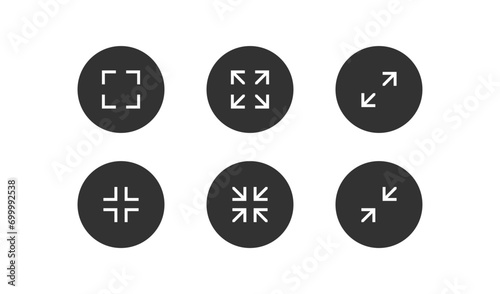 Full screen icon. Arrow size video symbol. App widener. Expand interface. UI design. Vector illustration.