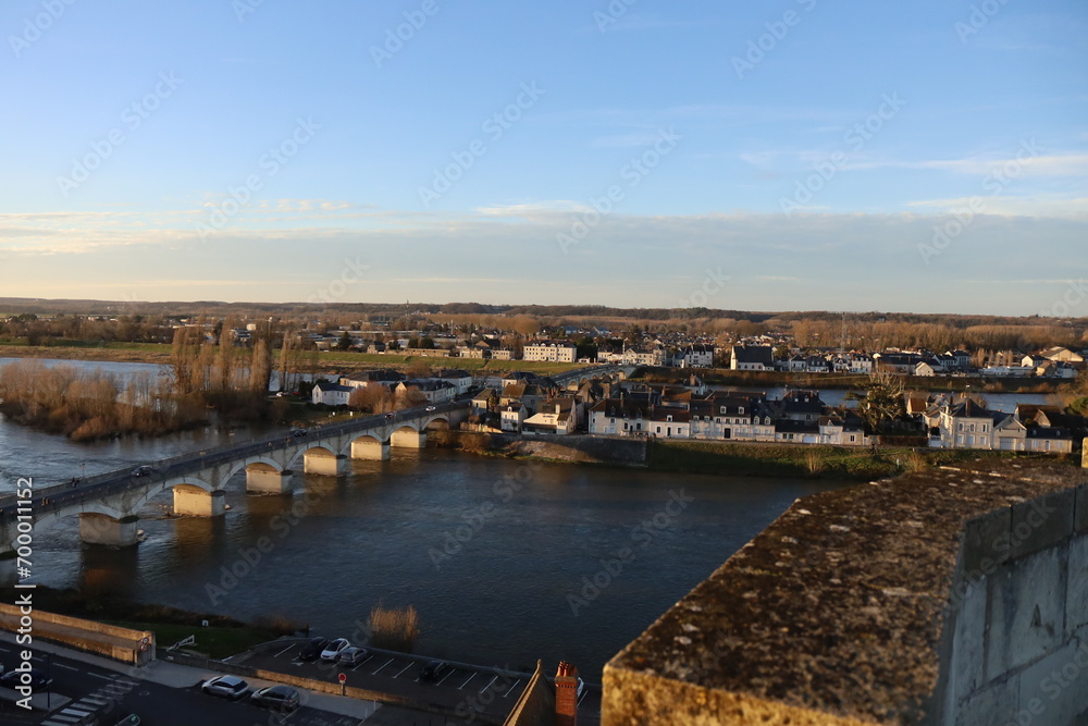 Fototapeta premium Vue d'ensemble de la ville, ville de Amboise, département de l'Indre et Loire, France