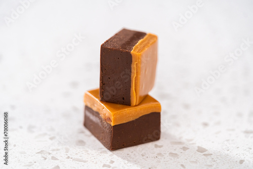 Caramel fudge