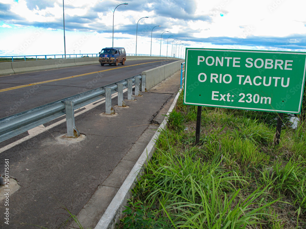 Ponte sobre o rio Tacutú, rodovia BR401, próximo ao Município de Bonfim