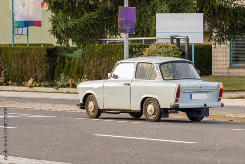 Ein Auto aus Ostdeutschland welches bis 1990 in großer Zahl zu sehen war photo