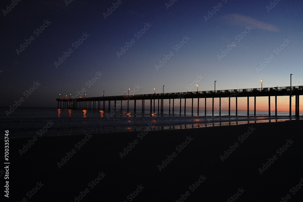 Obraz premium Pier at Sunsets