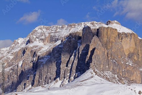 le pareti delle Mesules nel Gruppo del Sella (Dolomiti di Fassa, Trentino)
