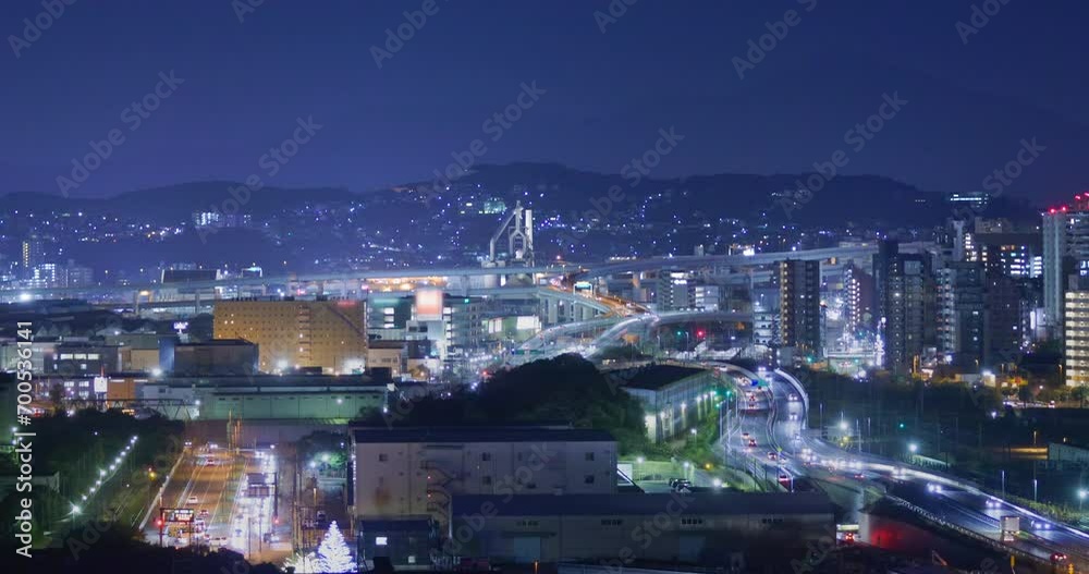 山の上から見える夜の北九州の街並み 山の上から見える夜の北九州の街並み