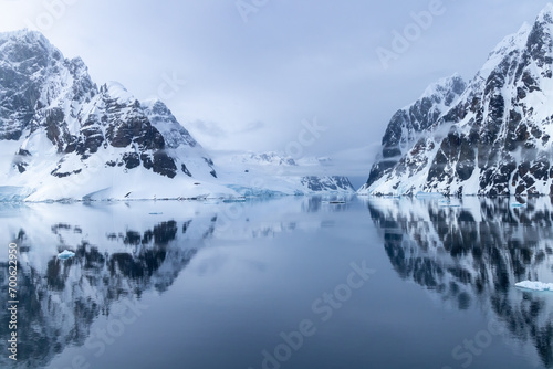 Lamaire Channel in Antartica. © Linda