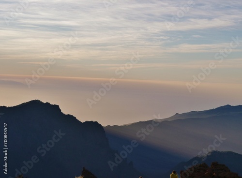 Fototapeta Naklejka Na Ścianę i Meble -  Sonnenaufgang über der Caldera auf La Palma