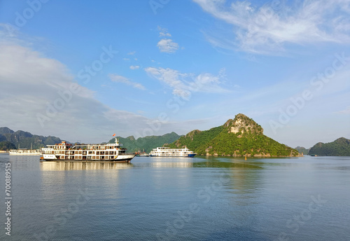 Vietnam, Ha Long Bay, bay, seascape with rocks 